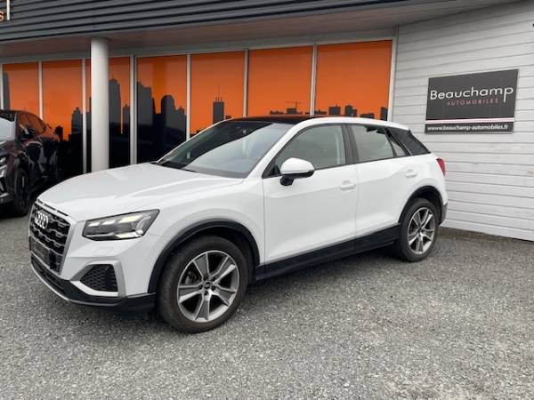 AUDI Q2